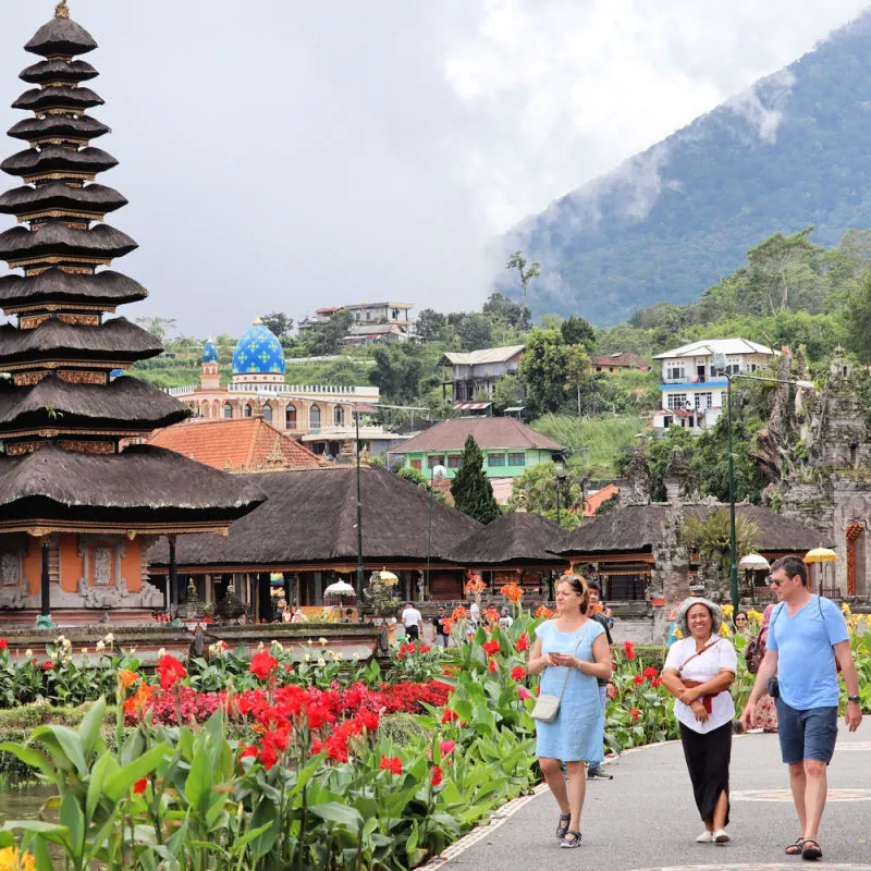 Tourists Visit Pura Ulun Danu Beratan in Bali