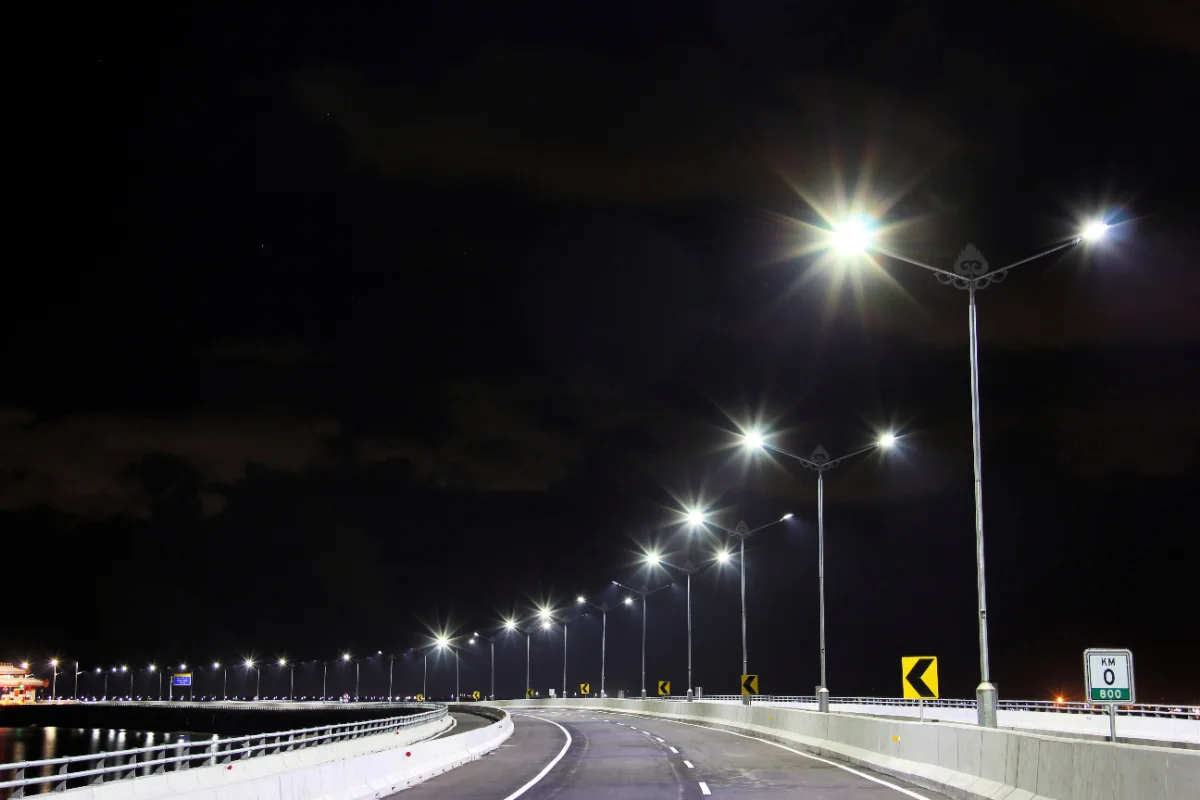 Street lights on Mandara Toll Road i Bali.jpg