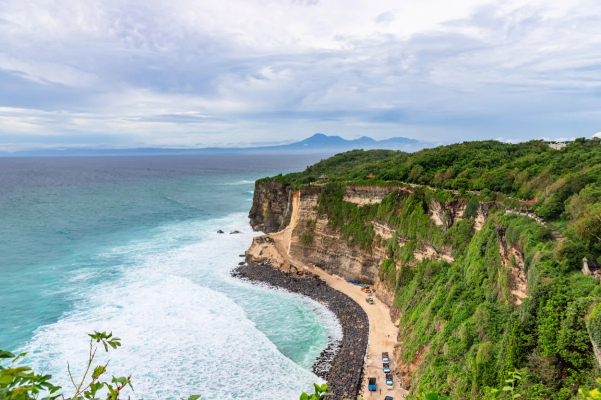 Uluwatu Sea Wall in Bali