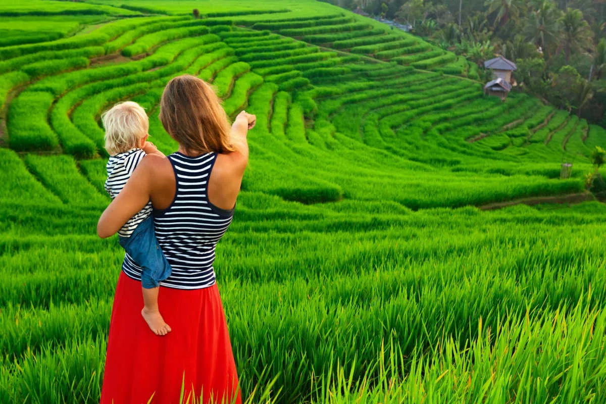 Mum and Child look at Bali Rice Terrace.jpg