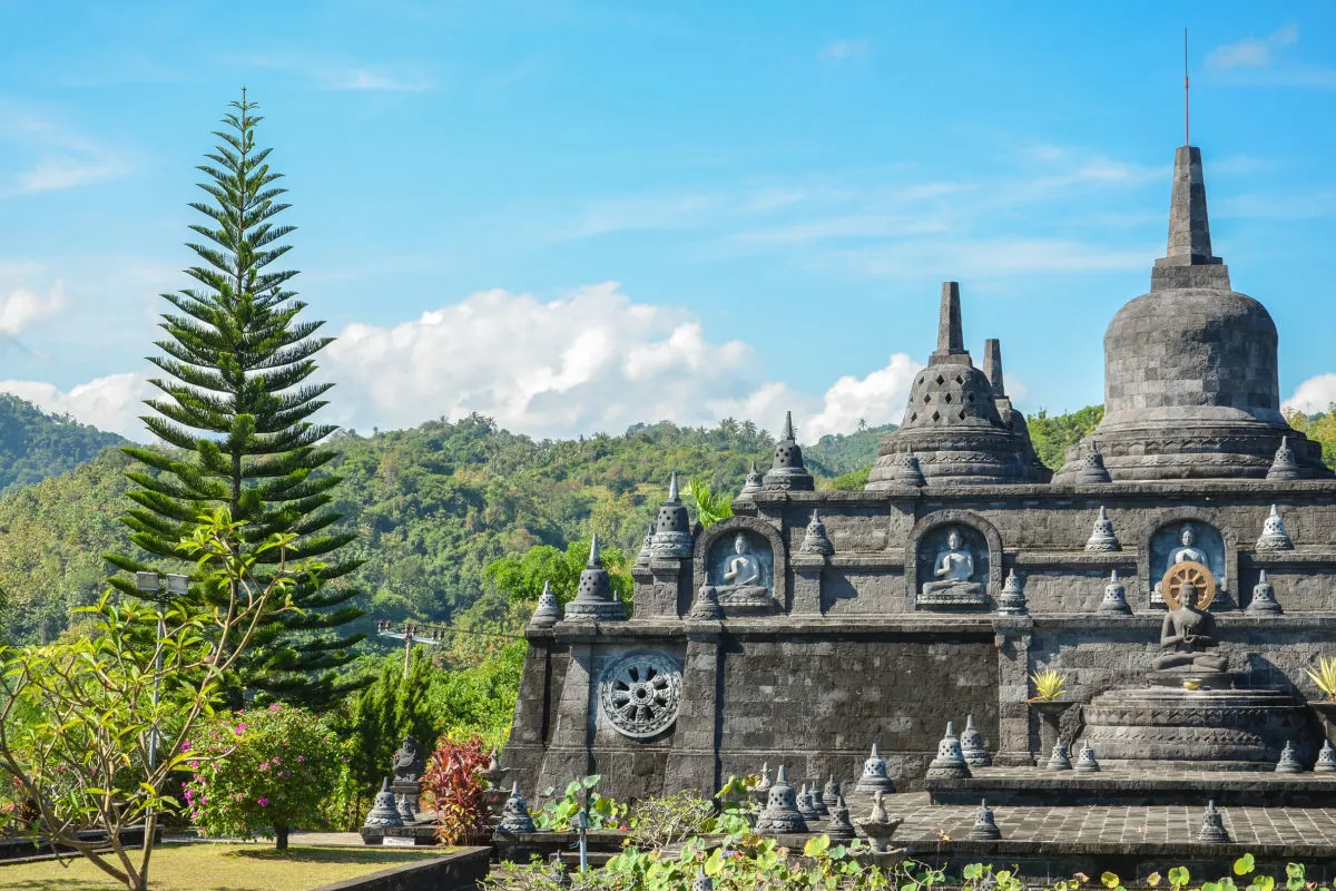 Buddhist Temple in North Bali.jpg