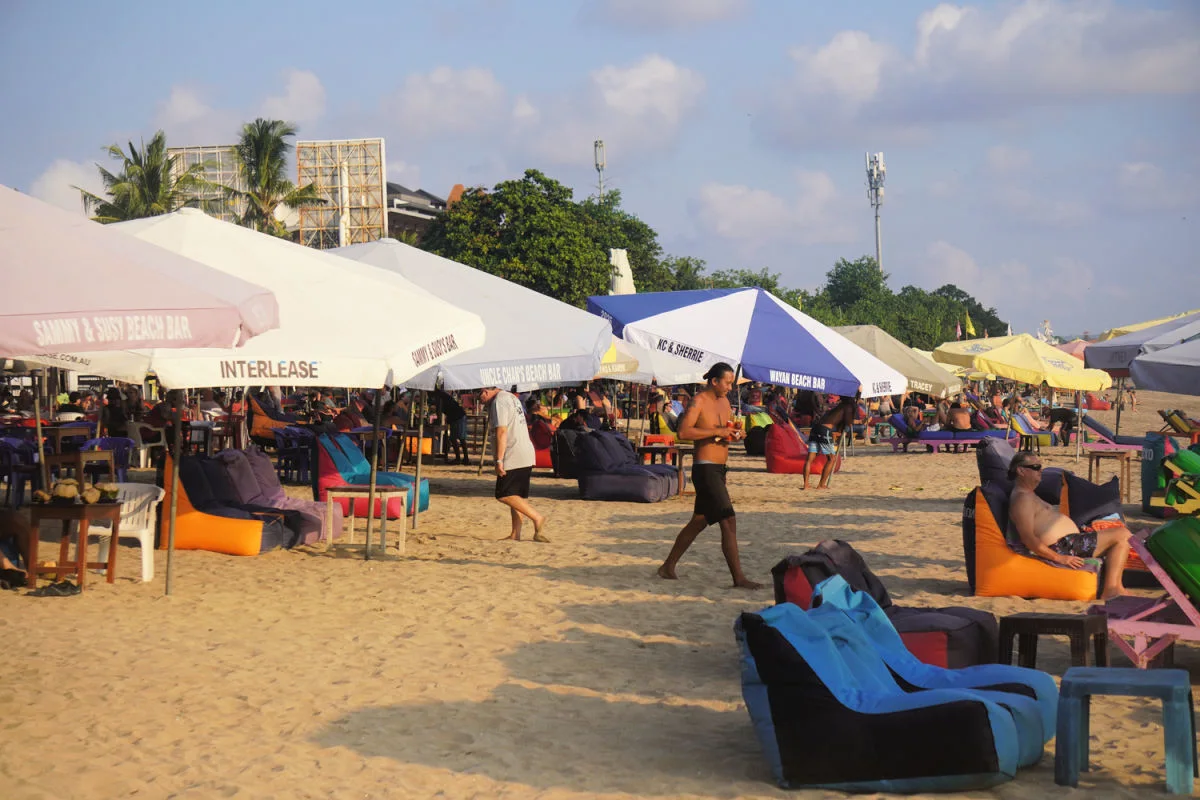 Bali’s Immigration Patrol Teams Spotted In Tourist Favourite Hangout Legian