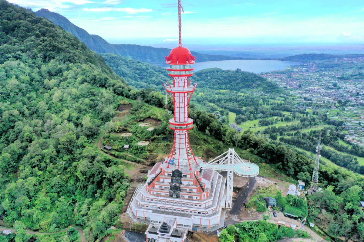 Turyapada Tower in North Bali.jpg