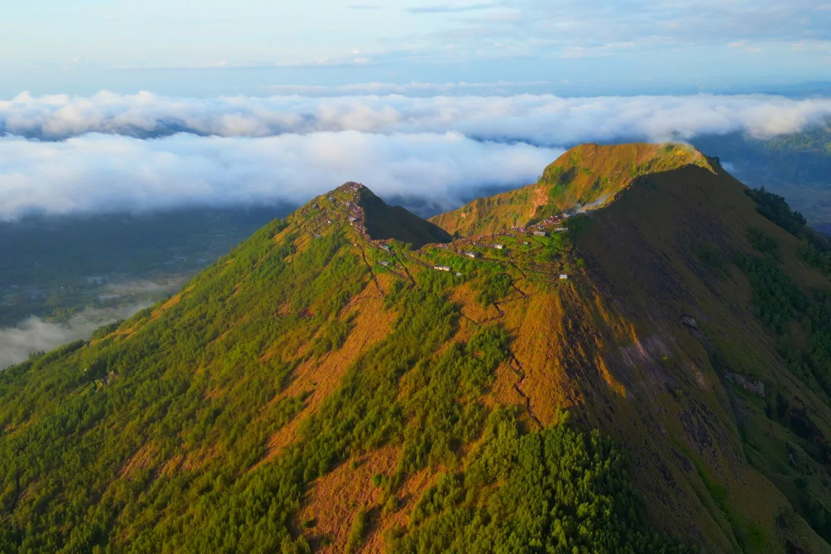 Adventurous Tourists Can Take On Bali&rsquo;s 3 Peaks Challenge In 2026