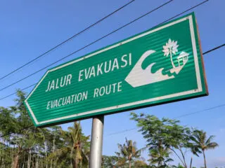 New Tsunami Warning Systems To Be Installed At Bali&rsquo;s Most At Risk Tourist Beaches