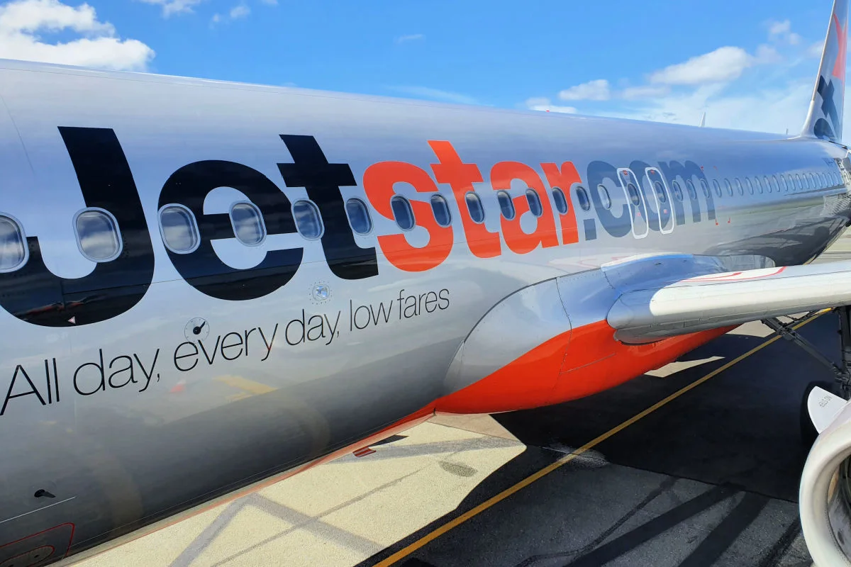 Jetstar Plane Close Up.jpg