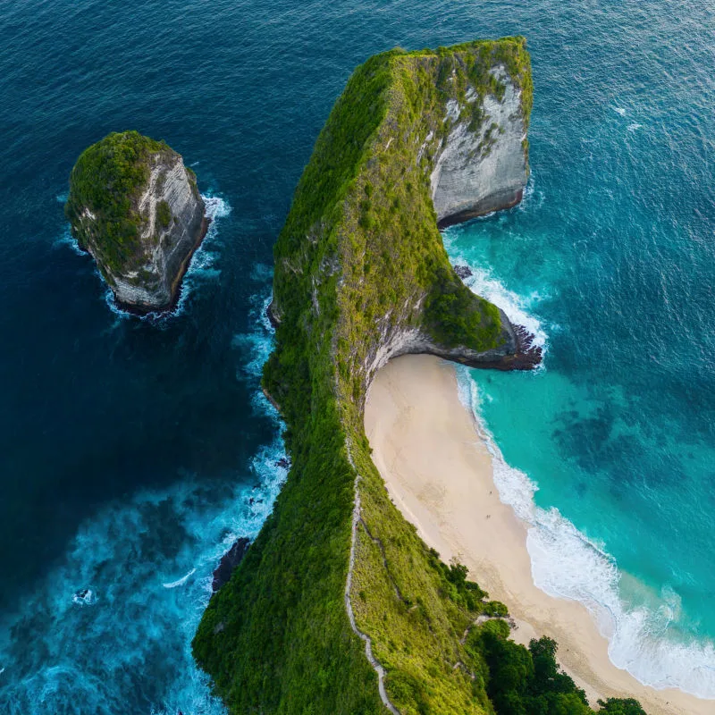 View of Kelingking Beach in Nusa Penida Bali