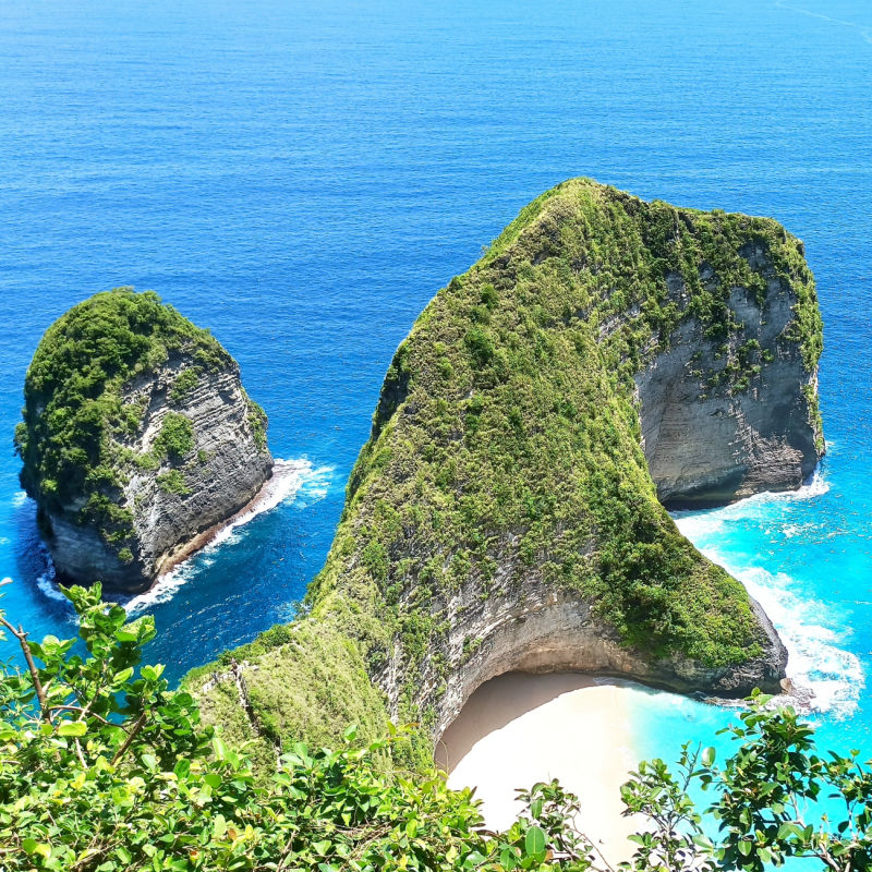 View of Kelingking Beach in Nusa Penida Bali