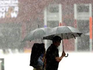 Extreme Weather Warnings Issued Across Top Bali Tourism Destinations