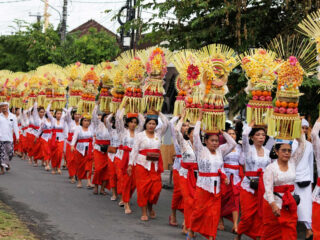 Bali Tourists Encouraged To Learn Balinese Language On Vacation This Month&nbsp;