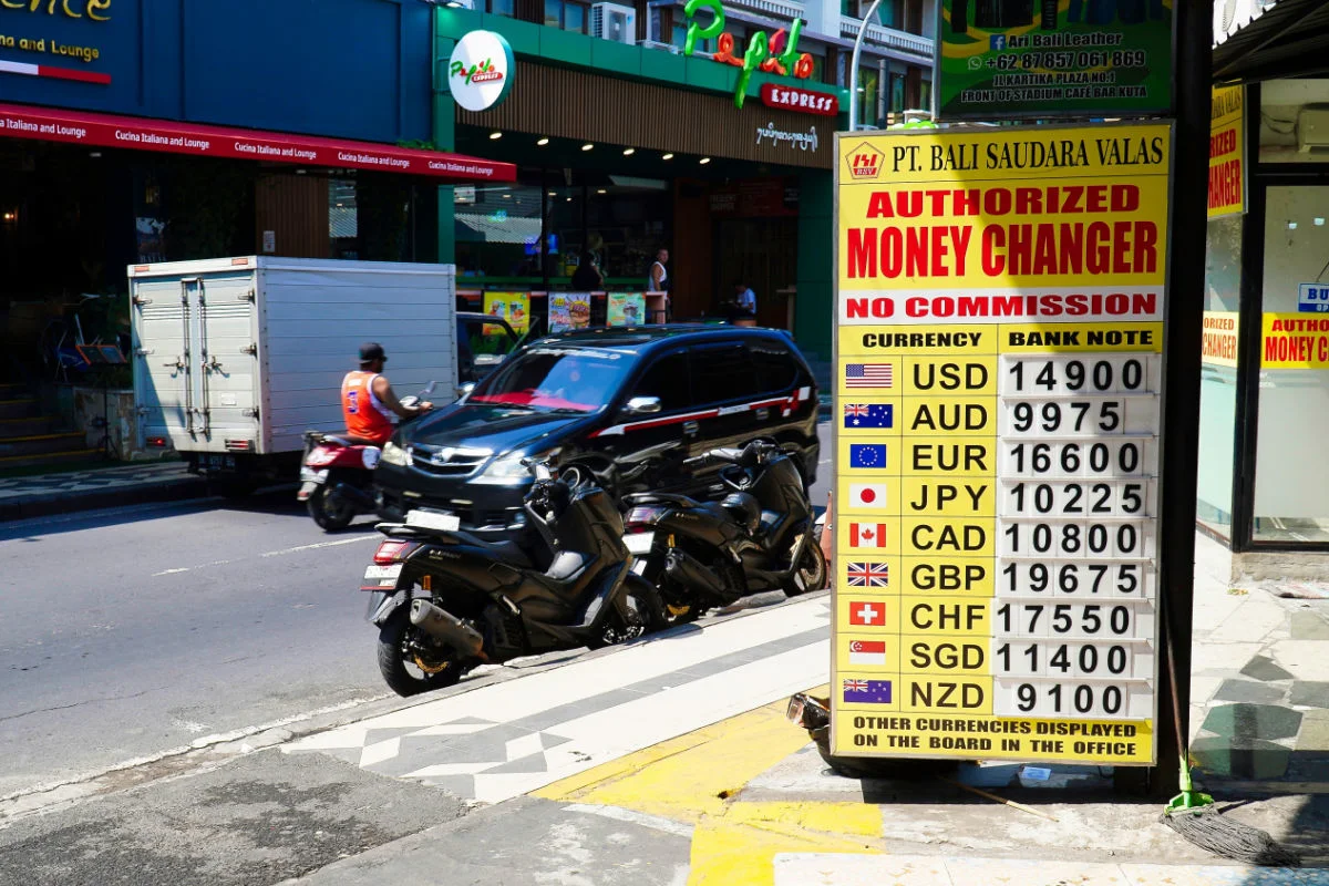 Money Exchange in Bali.jpg
