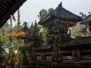 Heavy Rains And Strong Winds Hit Bali’s Top Tourism Destinations
