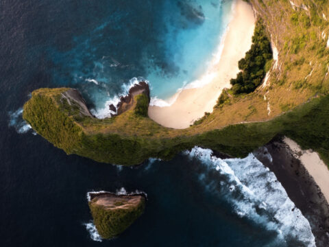 Red Bull Cliff Diving 2026 Will Be Hosted At Popular Bali Tourist Hotspot&nbsp;