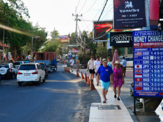 Bali Governor Cracks Down On Illegal Money Changers In Top Tourism Destinations