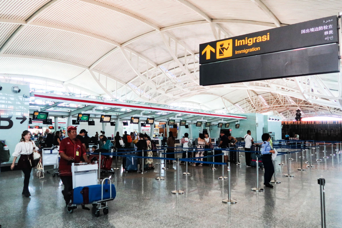 Bali Airport Queue for Immigration.jpg