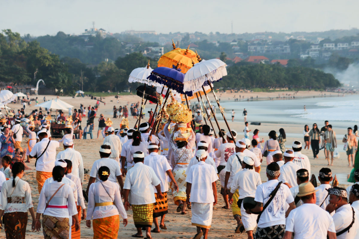 Melasti Ceremony for Nyepi in Bali at Jimbaran Beach.jpg