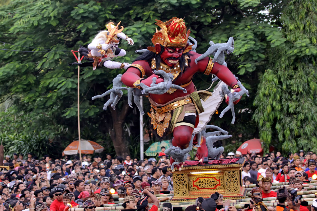 Ogoh Ogoh Parade in Bali.jpg