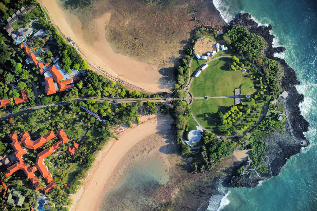 View of Peninsula Island in Nusa Dua Bali.jpg