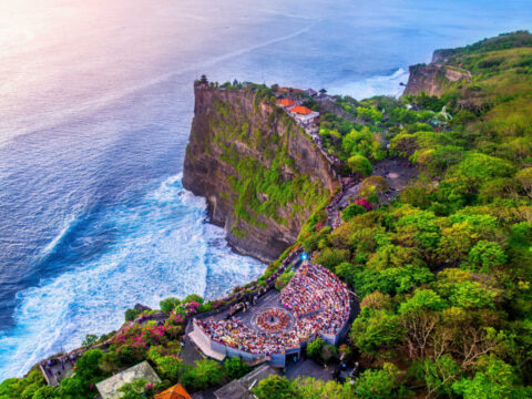 Uluwatu vs Canggu: Where Should Bali&rsquo;s Holidaymakers Travel To In 2026?