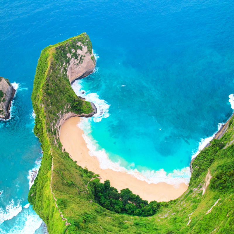 View of Kelingking Beach in Nsua Penida