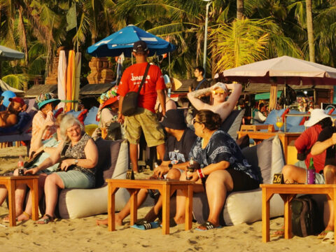 Bali Immigration Task Force Team Uncovers More Than 60 Tourists Breaking The Law In Top Resorts&nbsp;