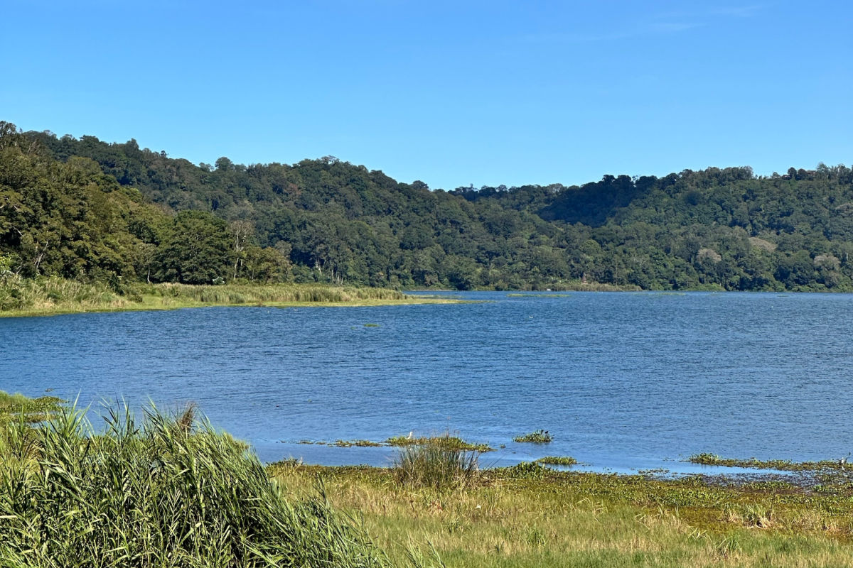  Lake in Bali.jpg