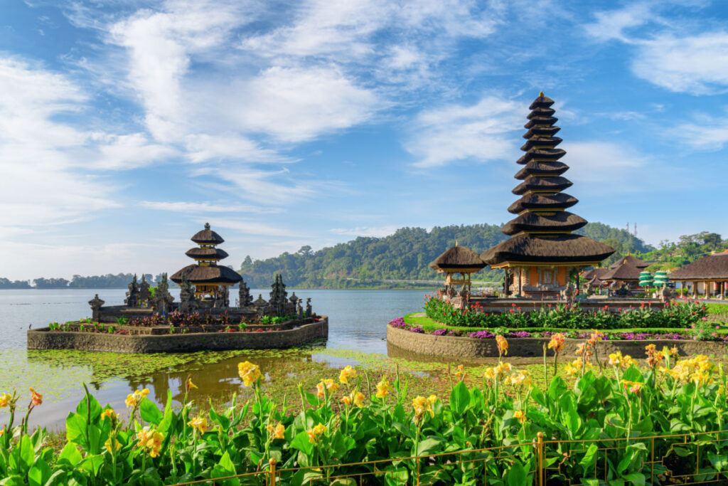 Ulun Danu Beratan in Bedugul Bali.jpg