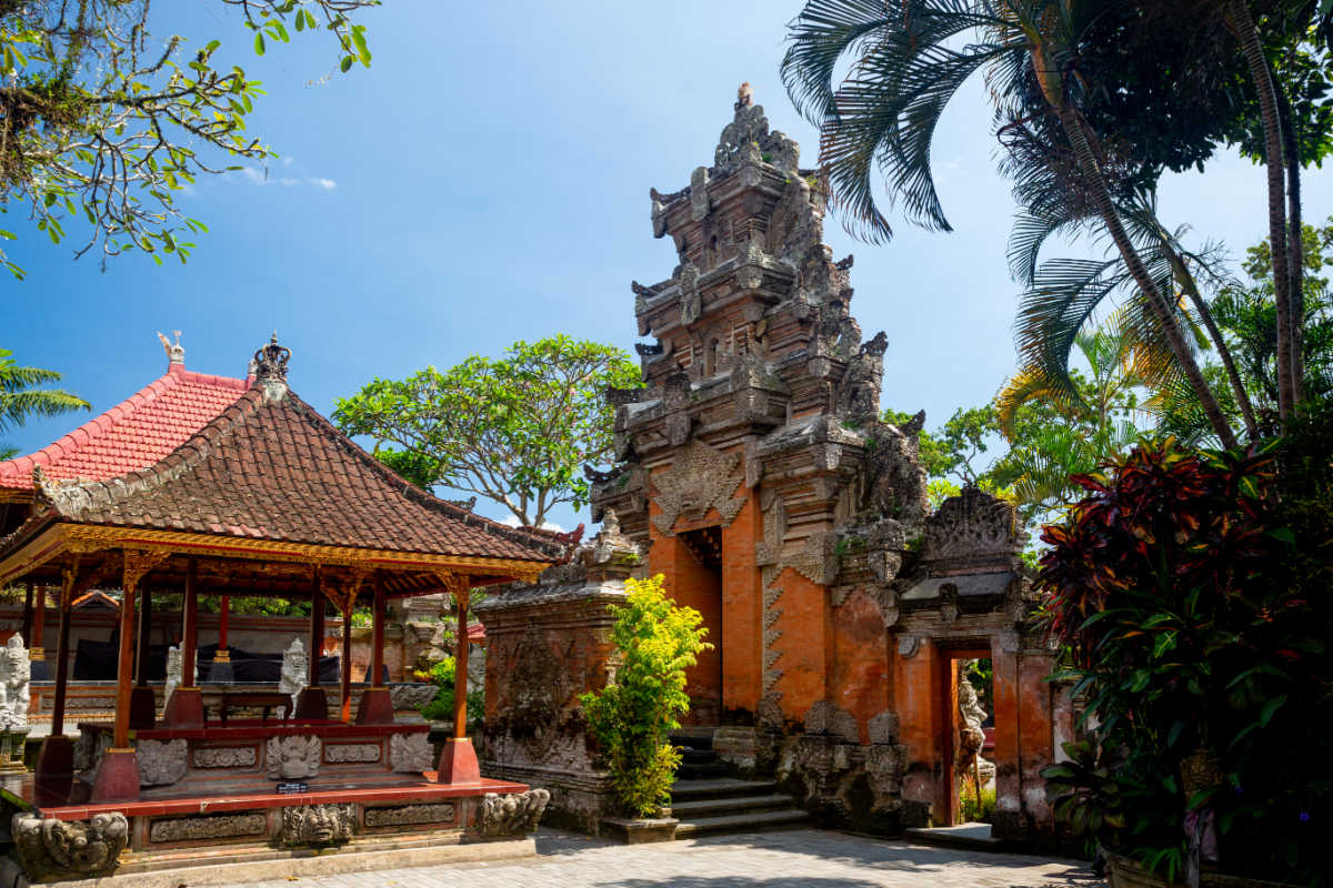 Ubud Palace in Bali.jpg